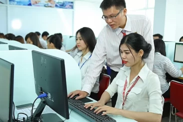 Tiêu chuẩn viên chức kế toán từ ngày 21/10/2024